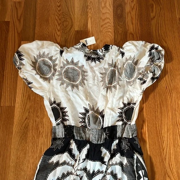 Anthropologie Farm Rio Puff Sleeve Jumpsuit Size Medium NWT - Picture 14 of 15